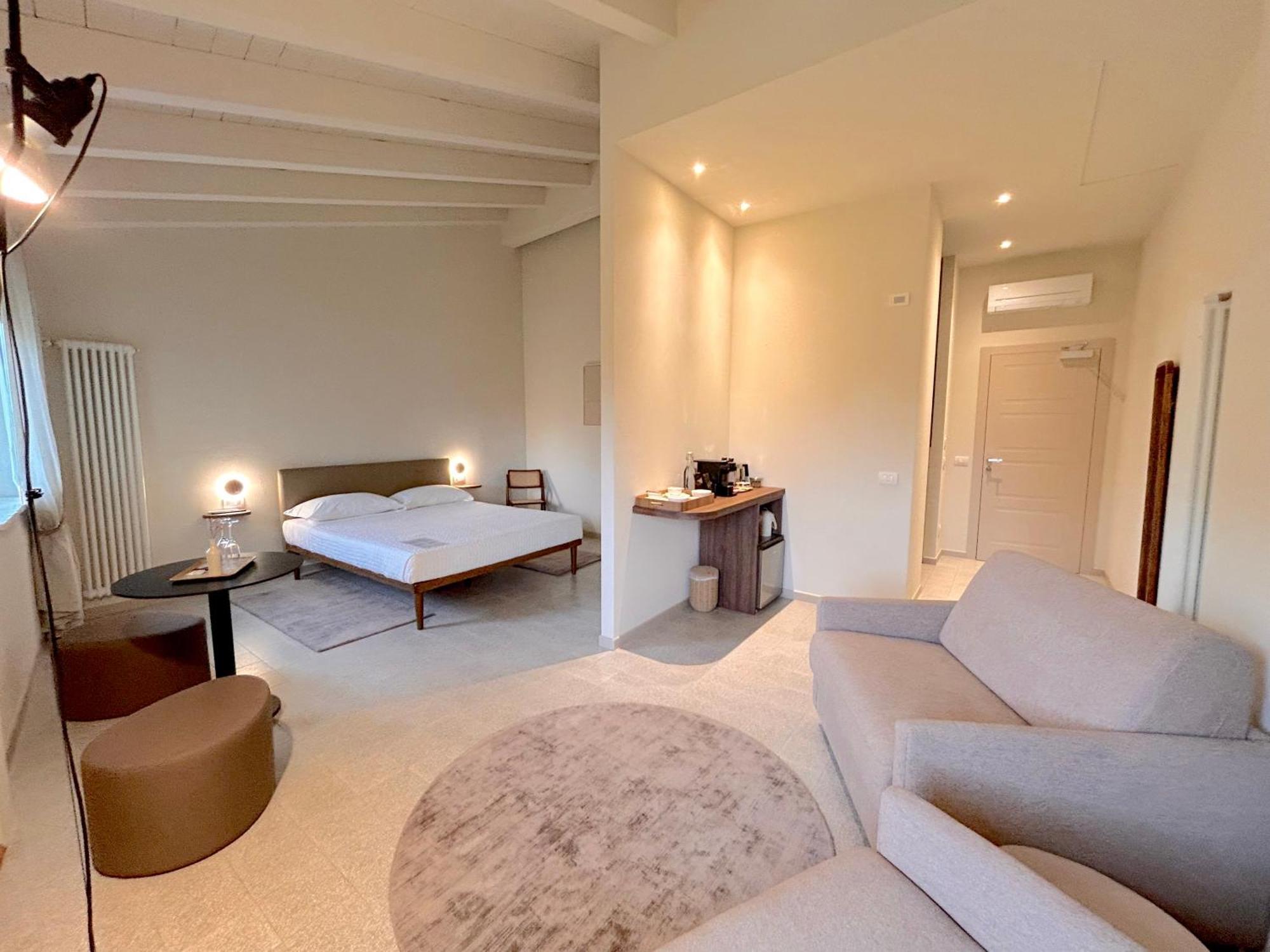 The Lake Suites Com - Luxury Stay In Lazise Buitenkant foto