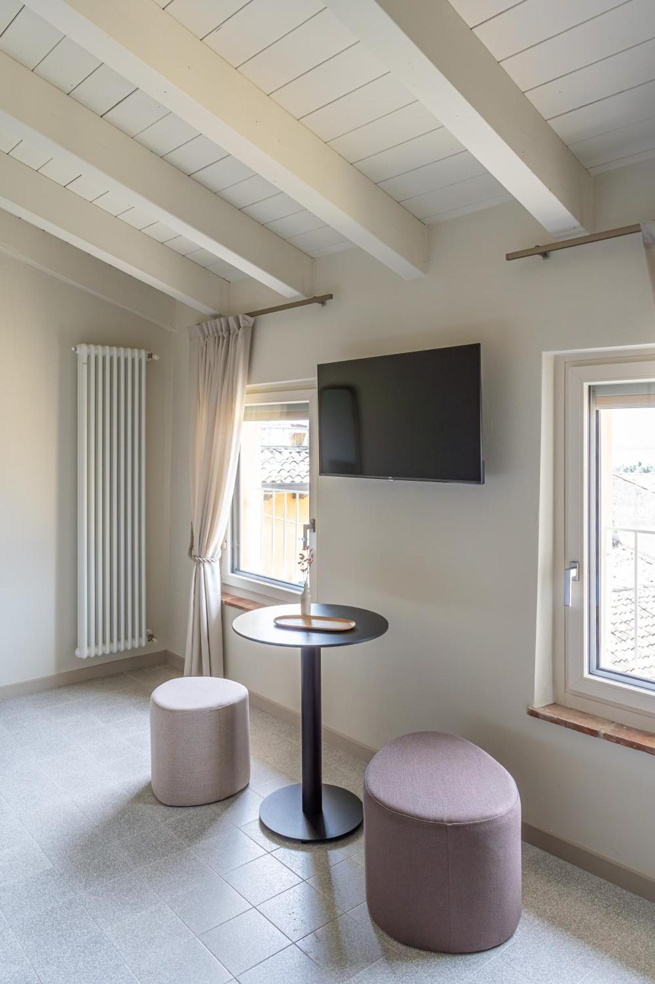 The Lake Suites Com - Luxury Stay In Lazise Buitenkant foto