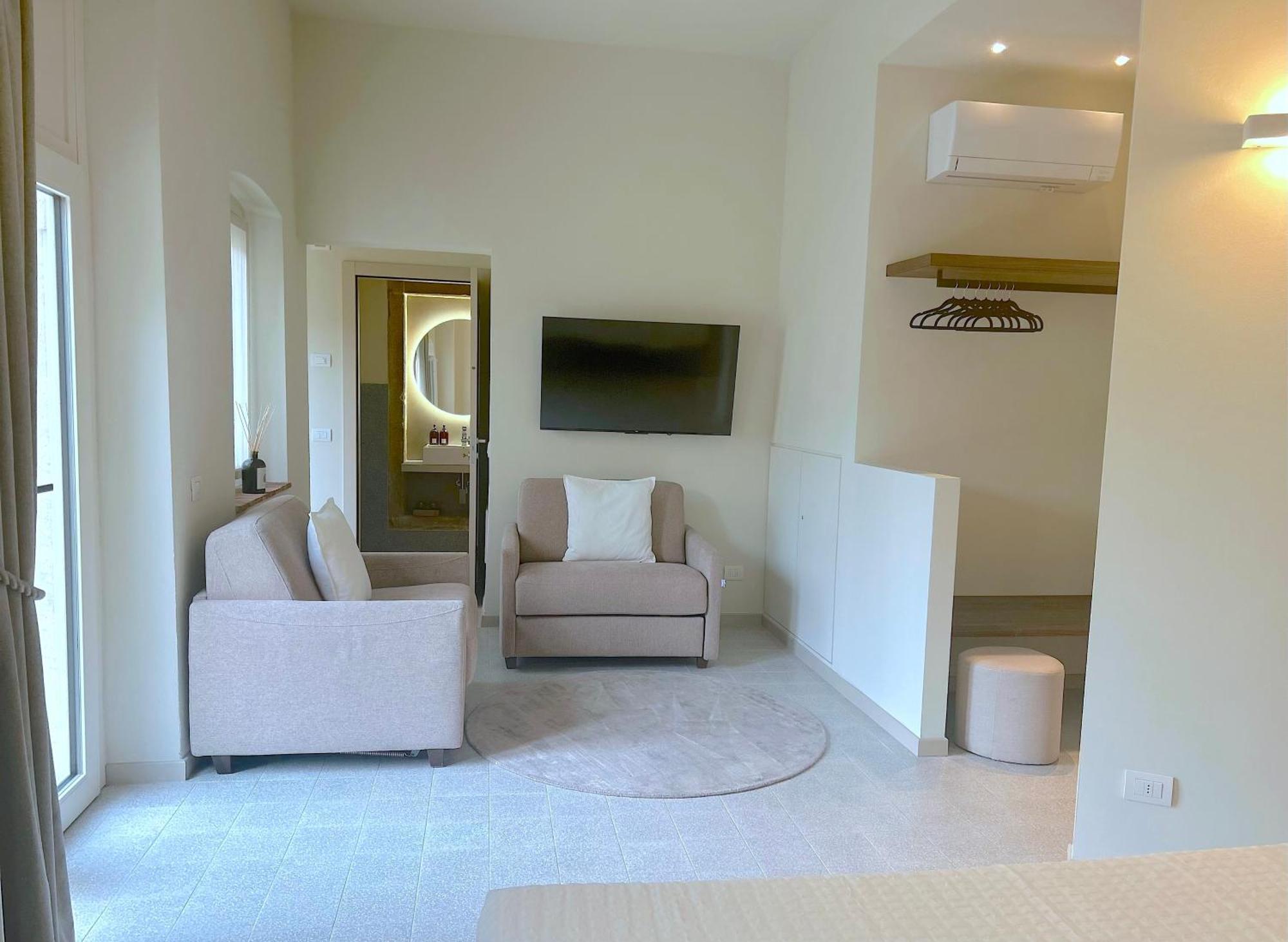 The Lake Suites Com - Luxury Stay In Lazise Buitenkant foto