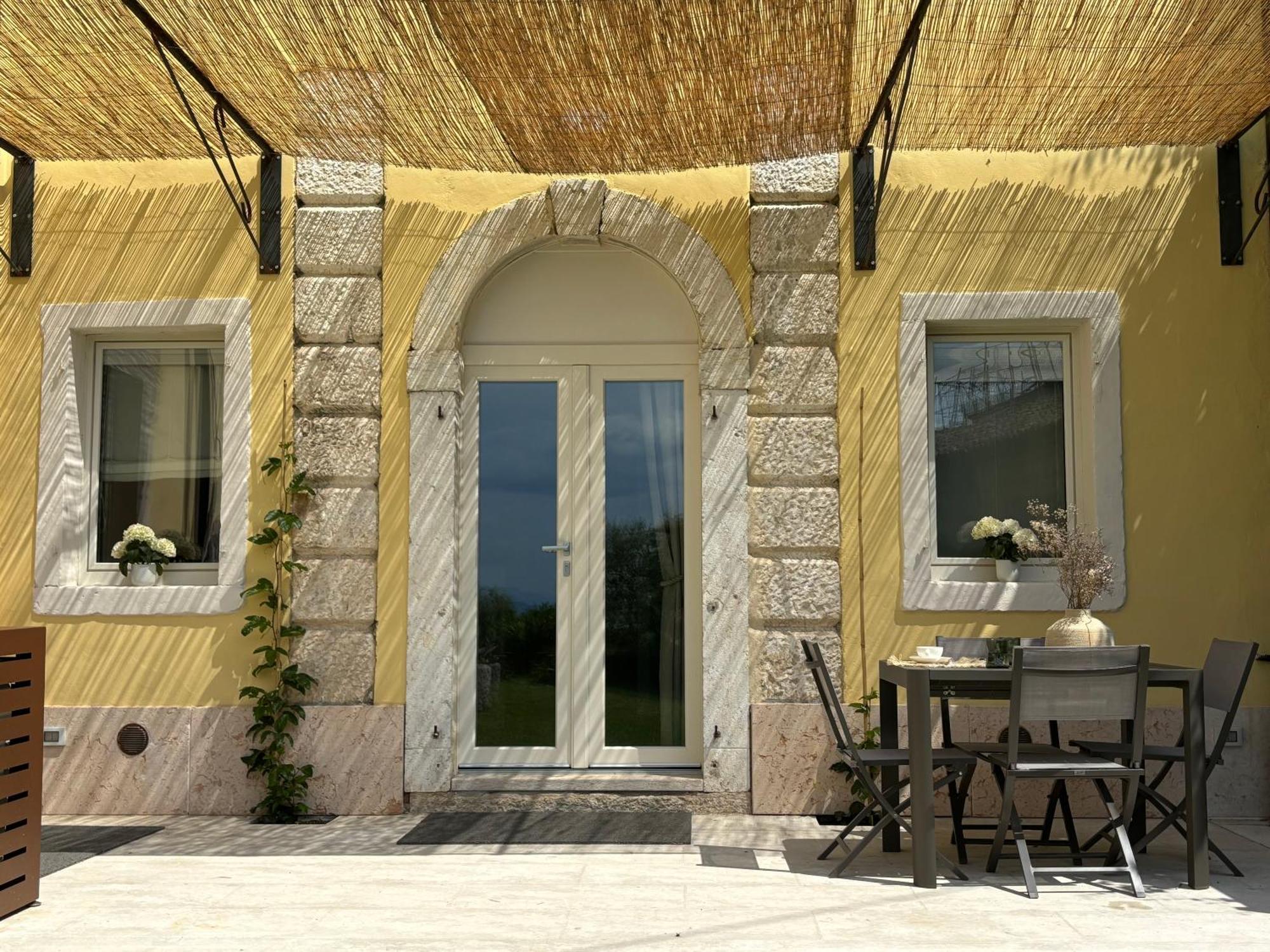 The Lake Suites Com - Luxury Stay In Lazise Buitenkant foto