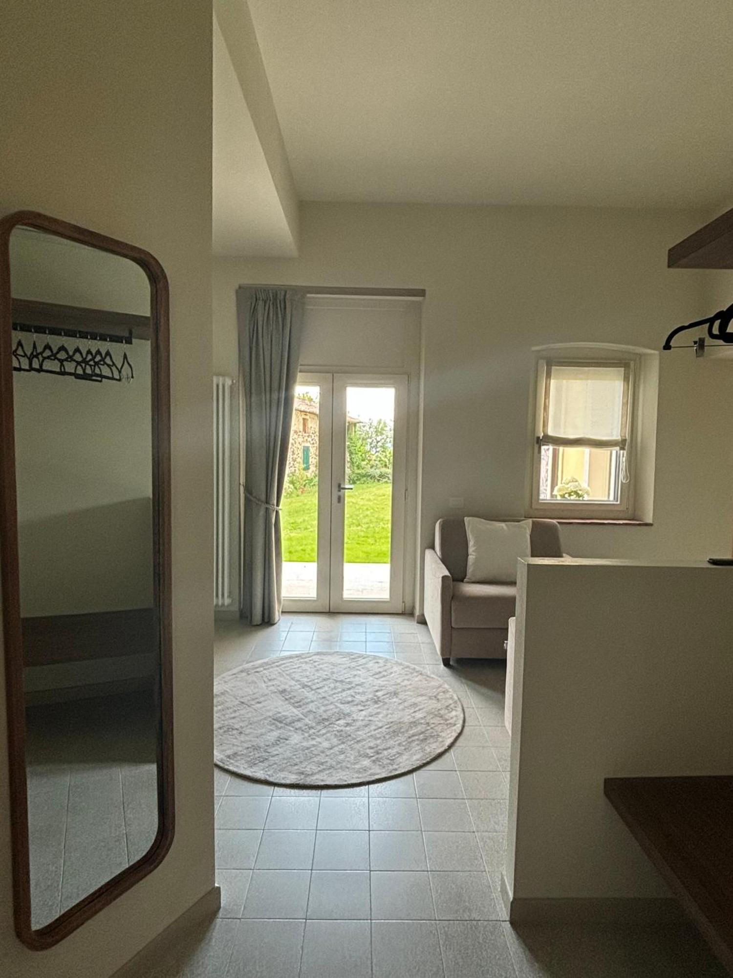 The Lake Suites Com - Luxury Stay In Lazise Buitenkant foto